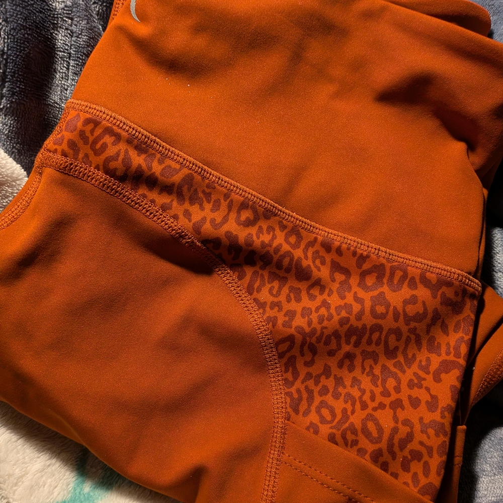 Women's Zyia Burnt Orange Leopard Print Leggings Size 12